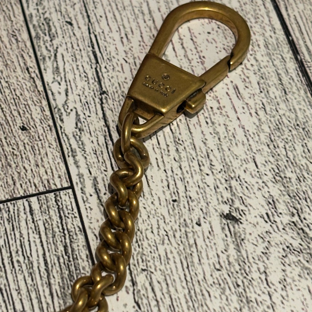 🍒 Authentic Gucci GG Supreme Mini Cheery Chain Bag 🍒 Valentine Bag - Picture 9 of 10